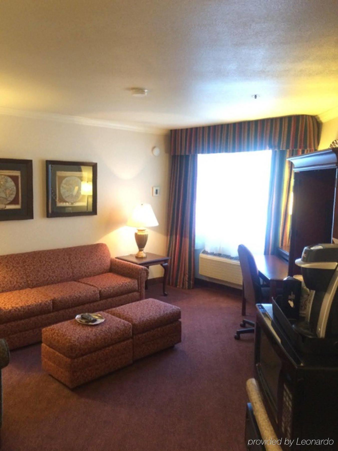 Holiday Inn Selma - Swancourt Exterior photo